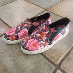 *Floral Slip-On Sneaker | Skechers SZ 11